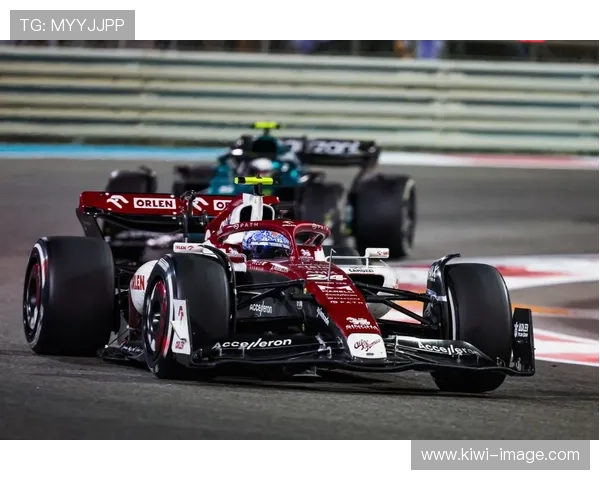 F1赛季精彩回顾 车队新动态与车手表现引关注